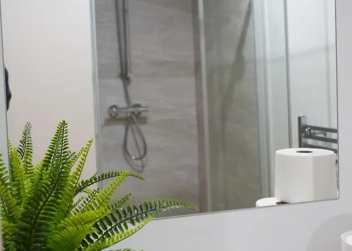 Апартаменти Stylish Free Parking Лідс